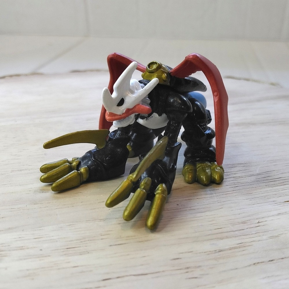 Bandai Imperialdramon Dragon Mode Action Figure 2 inch Black Gold Digimon Toy